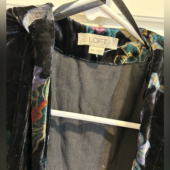 Loft Jewel Tone Floral Pattern Velvet Open Cardigan Size M/L - Picture 2 of 5